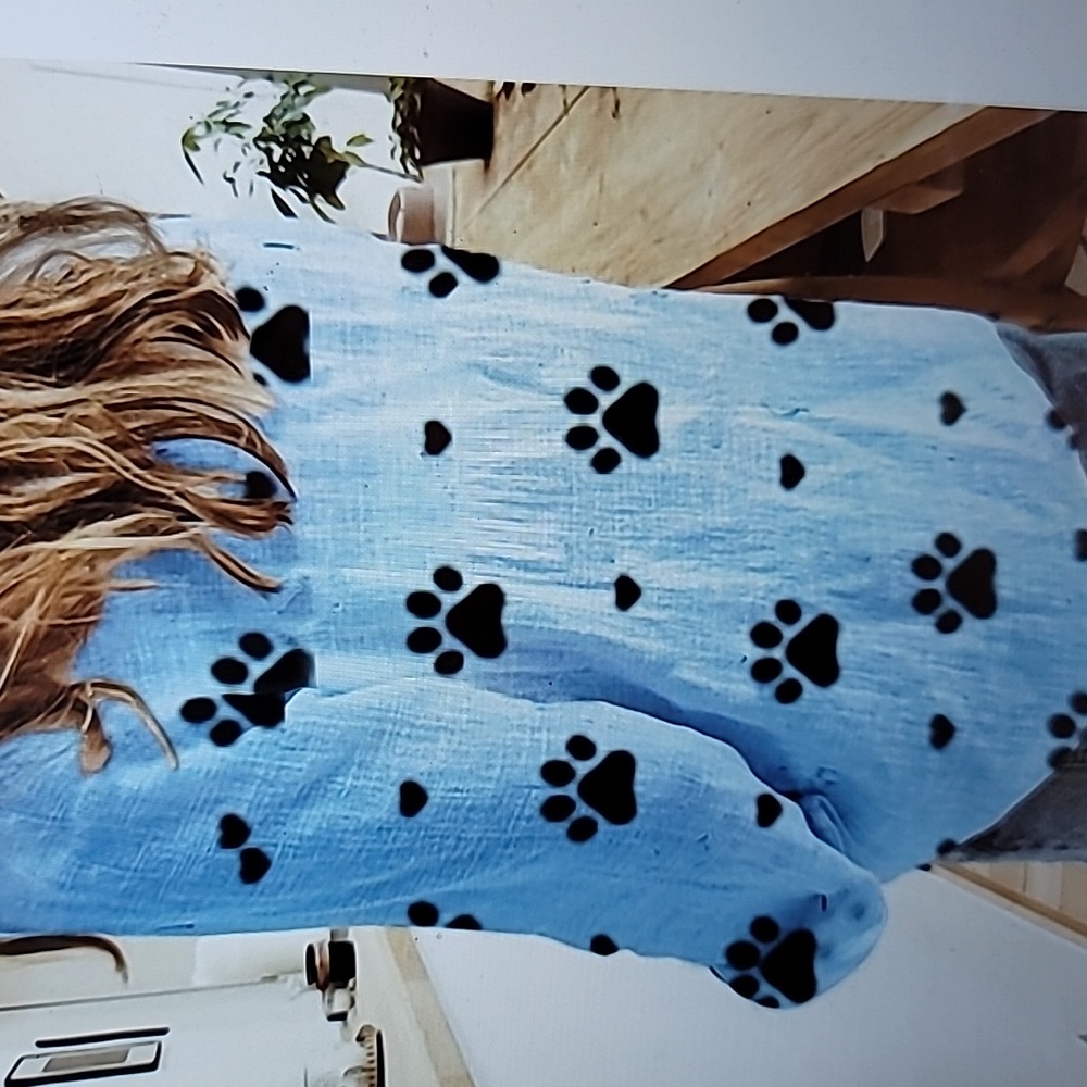 Light Blue Paw-Print Button-Up Long Sleeve Blouse, Size XL - Picture 2 of 5